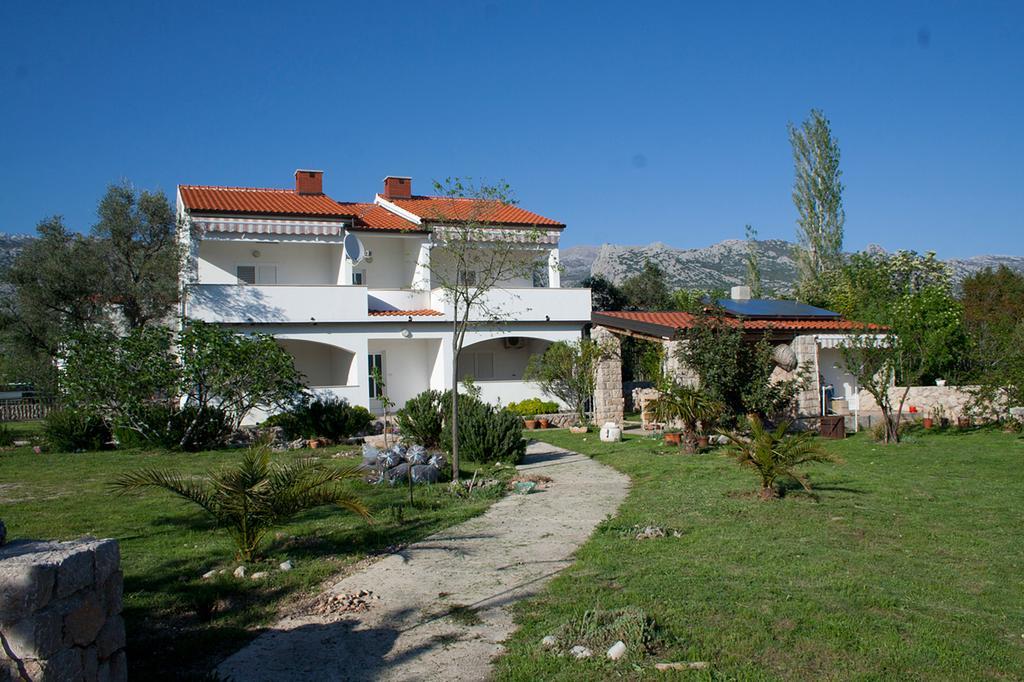 Apartments Punta Seline Pokoj fotografie