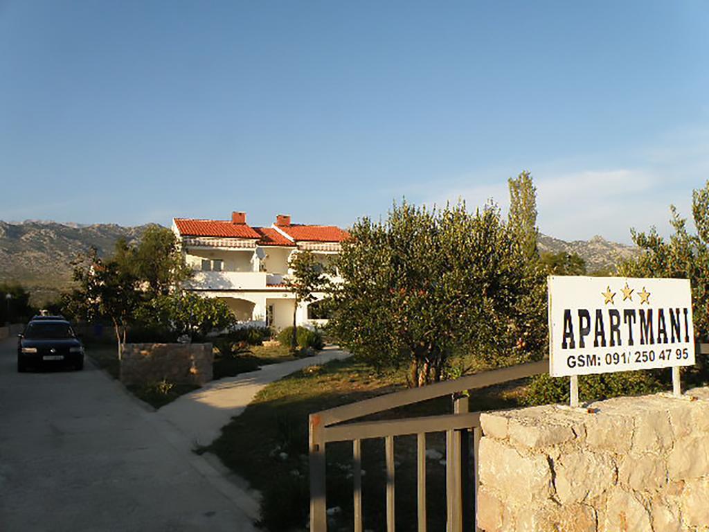 Apartments Punta Seline Pokoj fotografie